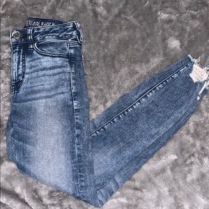 American Eagle jegging crop